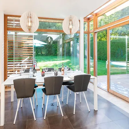 Dom wakacyjny In Near Thermal Baths